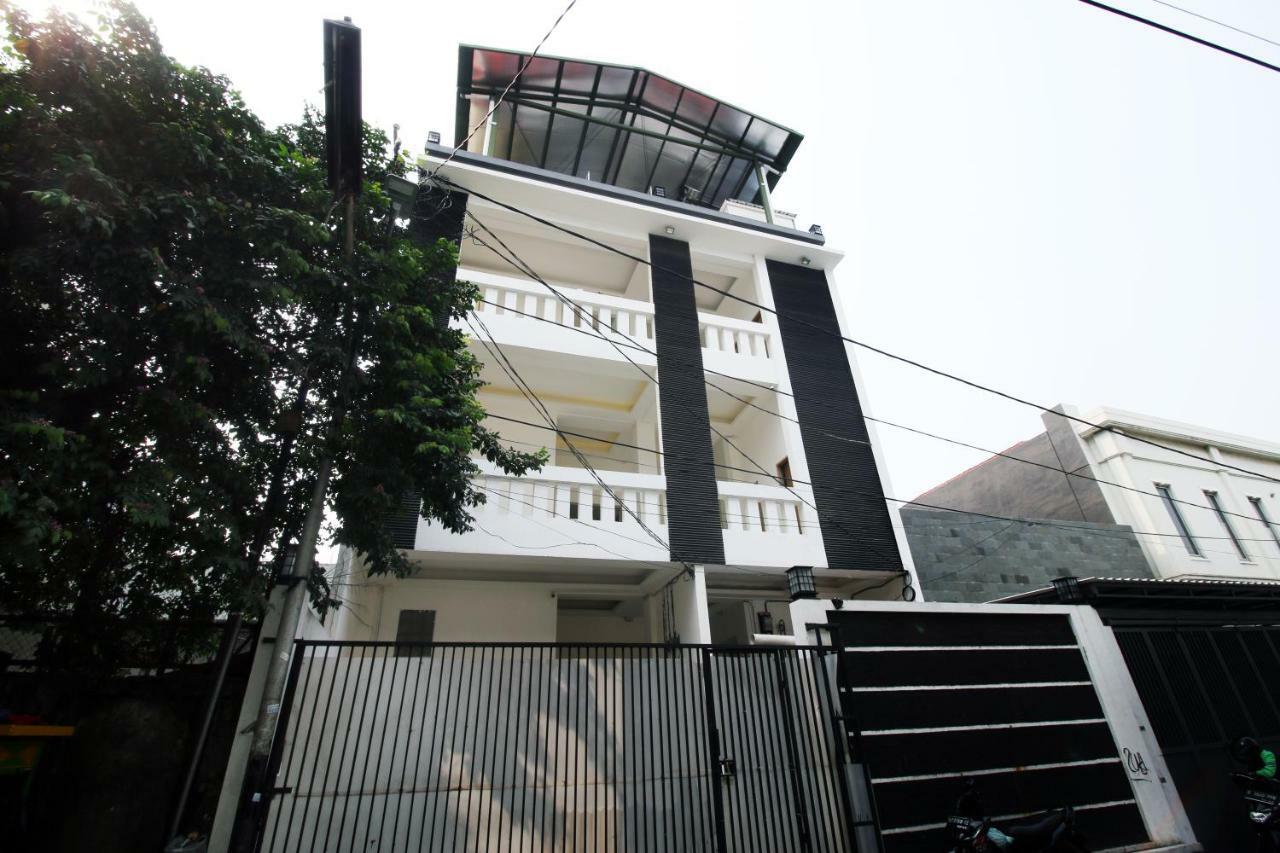Kamar Keluarga Kampung Bali III Vandrerhjem Jakarta Eksteriør bilde